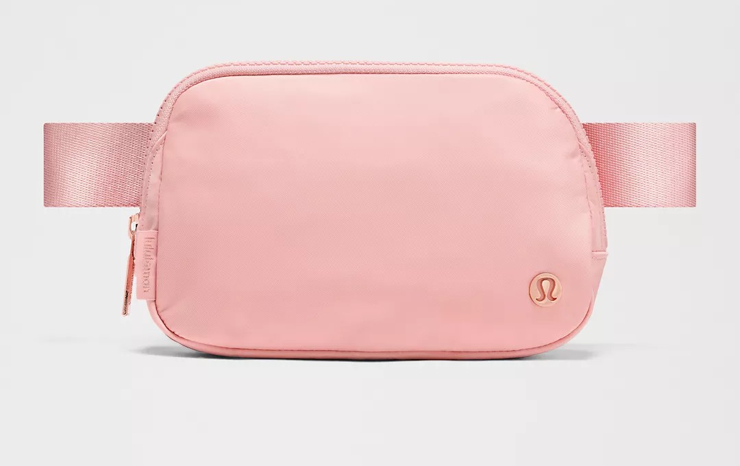 Lululemon everywhere belt bag