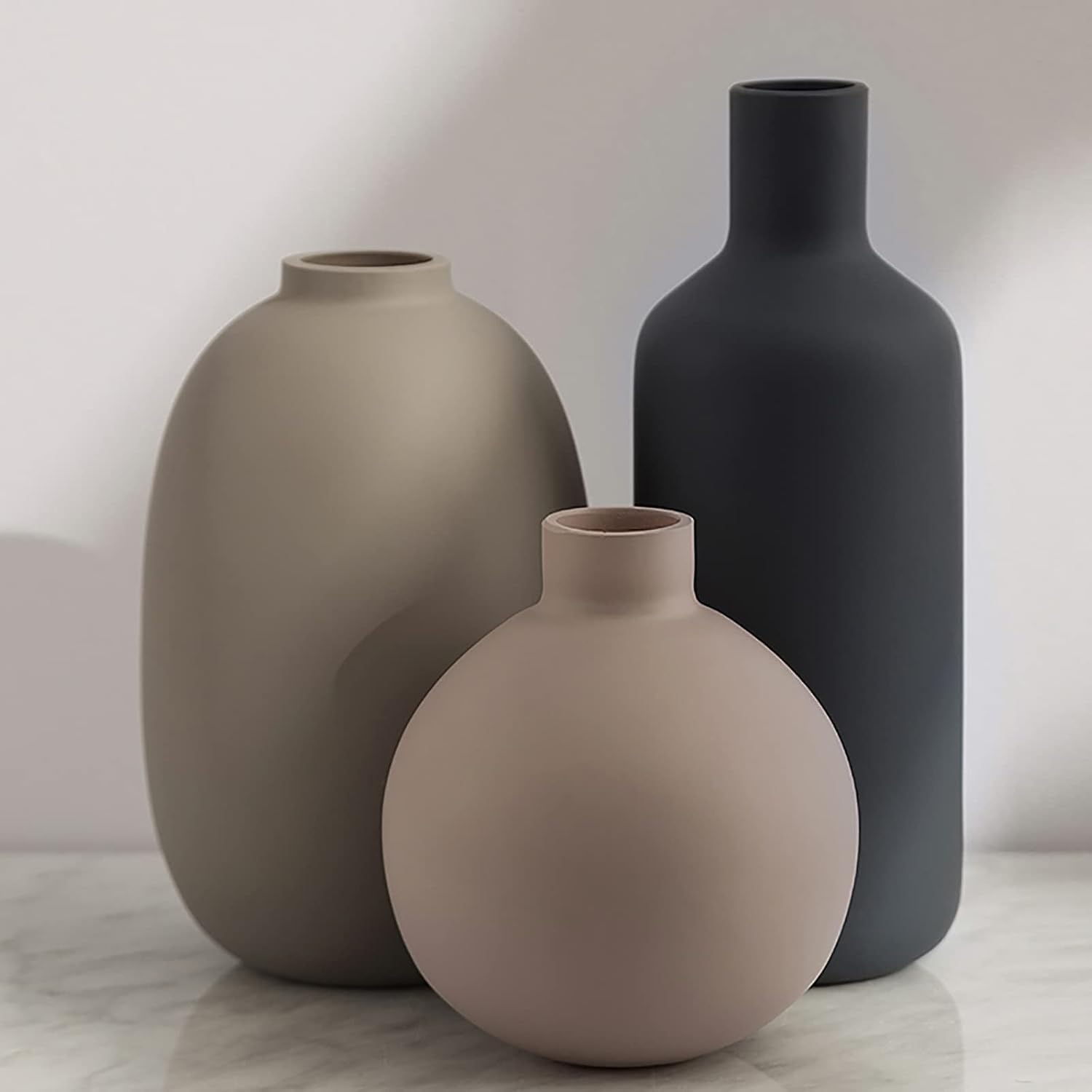 Neutral modern ceramic vases