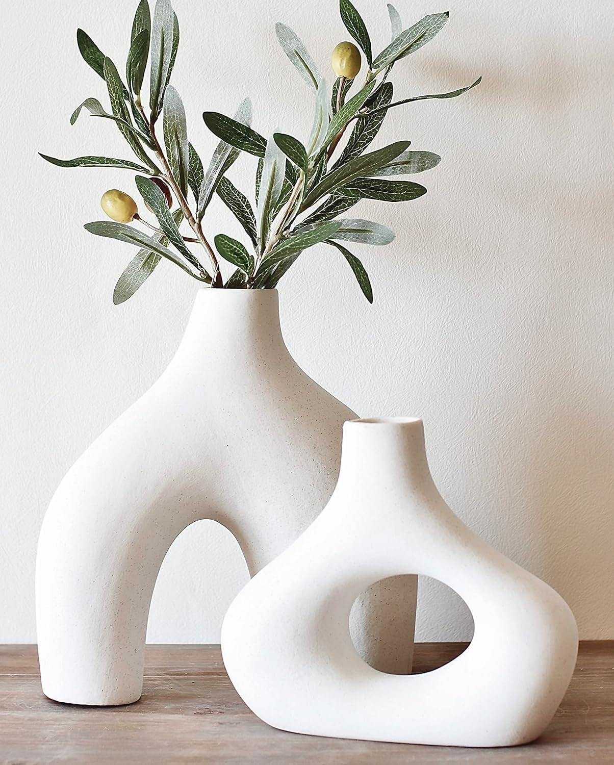 white donut vases